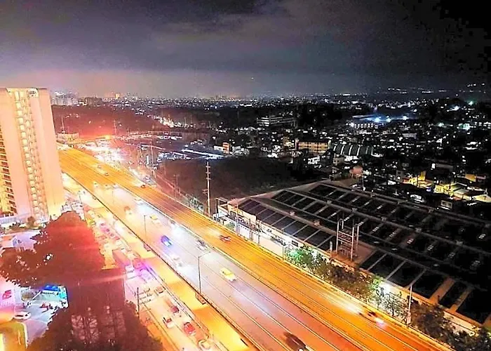 Cozy 1br With View, Access And Wave Pool Manila