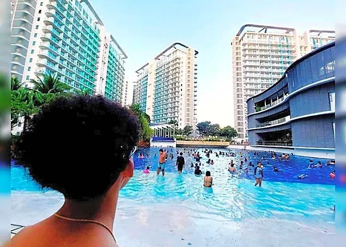 Cozy 1br With View, Access And Wave Pool 5* Manila