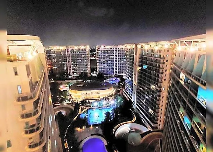 Cozy 1br With View, Access And Wave Pool Hotel Manila